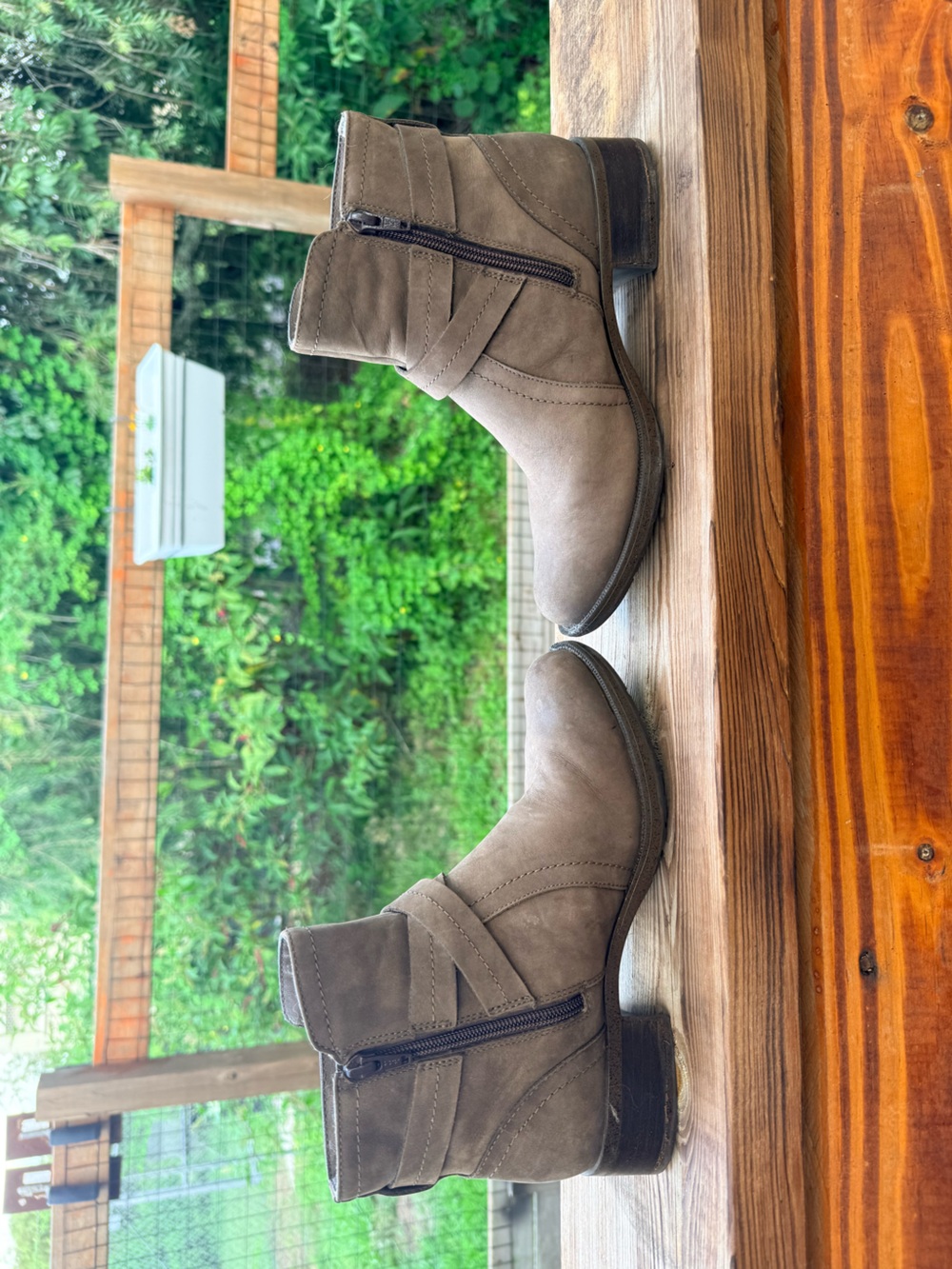 Rockport women’s Taupe Ankle Boots - Classic Suede Chelsea Style. Waterproof